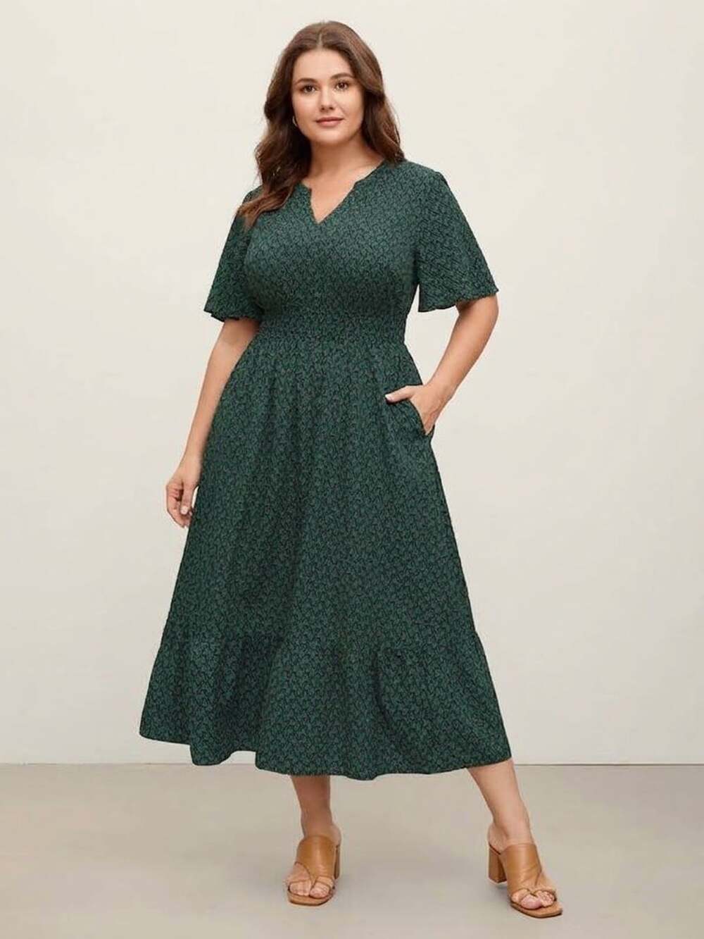BloomChic plus size 26 4x Geometric Waist Cinched Tiered Dress with pockets